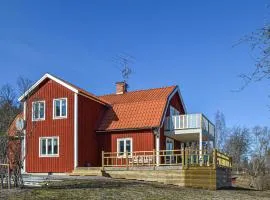 Beautiful Home In Strngns With Sauna