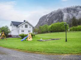 Amazing Home In Nome With Kitchen，位于Norem的度假屋