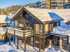 4 Bedroom Lovely Home In Øyer，位于奥耶的酒店