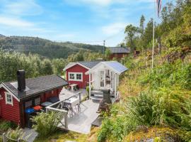 Nice Home In Bjerkvik With Wifi，位于比耶克维克的酒店