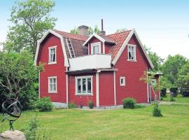 Lovely Home In Lärbro With Kitchen，位于Kappelshamn的酒店