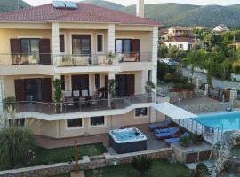 Villa Omega Kefalonia，位于卡拉瓦杜斯的酒店