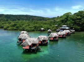 Eclypse de Mar Acqua Lodge，位于Bocas del Toro Isla Colon International Airport - BOC附近的酒店