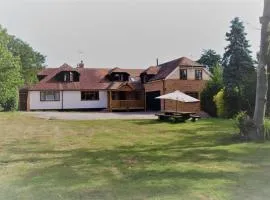 Mulberry Cottage near Goodwood