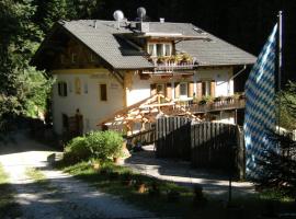 Gassermühle - Studio Appartments，位于Eggen的酒店