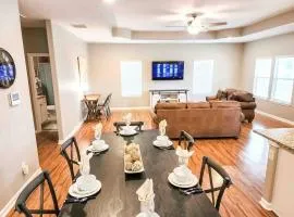 Canyon Lake Oasis! 3 MIN to Boat Ramp Pet Friendly