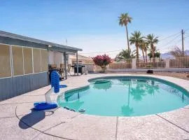 *NEW* COZY POOL HOME - HEART OF LAKE HAVASU