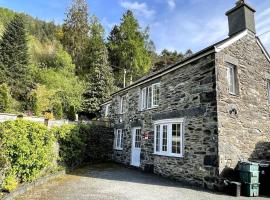 Cosy 2 Bedroom Cottage in Betws y Coed, Snowdonia，位于贝图瑟科伊德的酒店