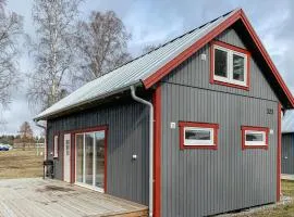 Gorgeous Home In Lttorp With Wifi