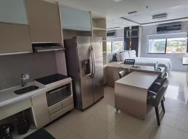 Flat Apartamento ALTÍSSIMO NÍVEL Último Andar，位于特雷西纳的酒店