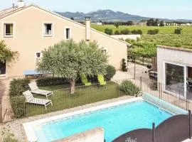 3 Bedroom Cozy Home In Violès