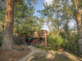 Quiet Mind Lodge, Spa & Retreat Sequoias，位于克恩维尔的木屋