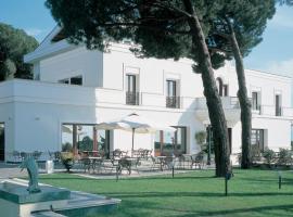 LH Hotel Domus Caesari，位于马里诺的酒店