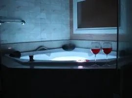 DUPLEX COM JACUZZI NA BORGES - SATTVA HOME