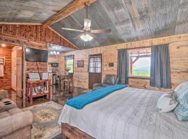 Updated Studio Cabin in Ozark - Mountain View，位于欧扎克的度假屋