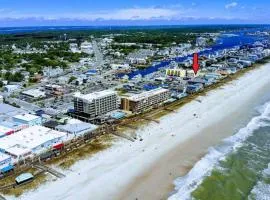 Beach Harbour 16 @ The Carolina Beach Boardwalk - Full Remodel!