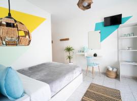 艾斯特酒店，位于波利卡斯特隆的酒店