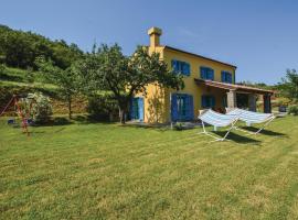 Gorgeous Home In Koper With Wifi，位于科佩尔的酒店