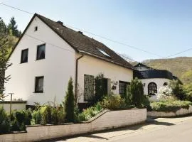 3 Bedroom Cozy Apartment In Neumagen-Papiermühle