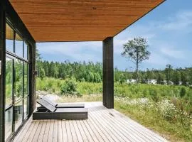 Beautiful Home In Holmsjö With Wifi