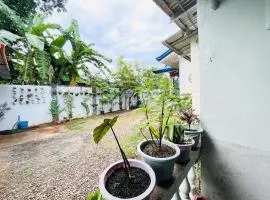 Homey Place with Garden view