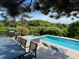 Superbe maison avec piscine et jacuzzi dans les dunes，位于昂布勒特斯的乡村别墅