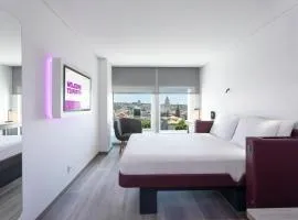 YOTEL Porto