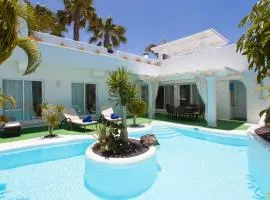 Villa 82