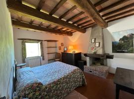 Agriturismo Bio I Rondinelli，位于阿尔奇多索的酒店