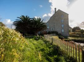 LE MOULIN DU COUFFON，位于凯卢昂的旅馆