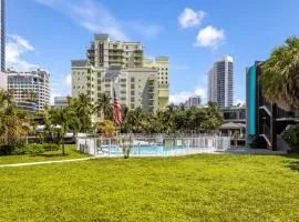 Designer River View Apartments