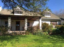 Kromme Rivier farm cottage，位于埃尔金Charles Fox Cap Classique Wine Estate附近的酒店