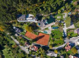 Sport Hotel Panorama- SPA Resort，位于费德拉帕加内拉的酒店