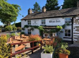 The Swan Inn，位于Highpeak Junction的酒店