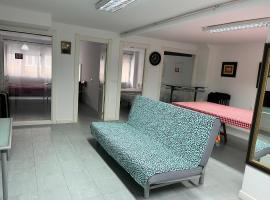 Loft en Torrelavega，位于托雷拉韦加的酒店