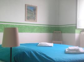 Verdeazzurro di CASADOLCIMARCHE，位于Montalto delle Marche的公寓