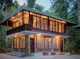 Rompin Rainforest Lodge，位于瓜拉弄宾的木屋