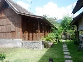 Satria House Amed