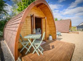 Westport Glamping at Doon Angus Farm，位于韦斯特波特的酒店