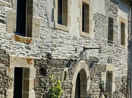 Domaine de Kerdavid - Chambres d'hôtes à Remungol，位于Évellys的酒店