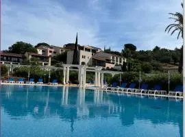 Parcs de Grimaud appartement 4 personnes vue mer