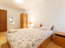 Pensiunea Cașoca-Cascadă，位于锡里乌的酒店