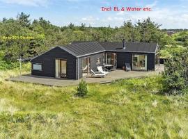 Luxury 109m2 cottage DunesNorthSea LøkkenBlokhus Denmark，位于洛肯的酒店