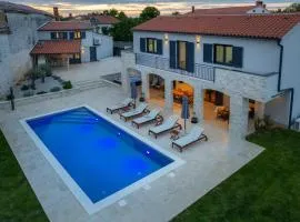 Villa Ajda with heated privat pool, jacuzzi, sauna, 4 bedroom, 4 bathroom