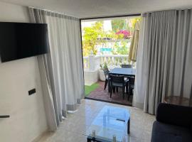 Fantastic Bungalow Playa de Las Américas，位于阿罗纳的酒店