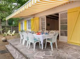 Maison familiale dans les pins à 300 m de la Plage