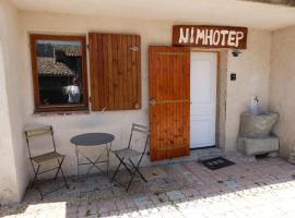 le Nimhotep，位于Briançonnet的酒店