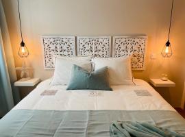 Fant&aacute;stico apartamento T2 a 2min do acesso &agrave; praia CozyIn Cabanas，位于卡巴纳斯&middot;德&middot;塔维拉的酒店