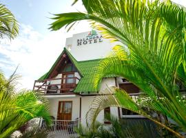 霸岚达酒店，位于曼塔穆谢拉戈海滩附近的酒店