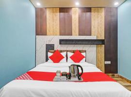 OYO 88035 Hotel Swaran Palace，位于加济阿巴德的酒店